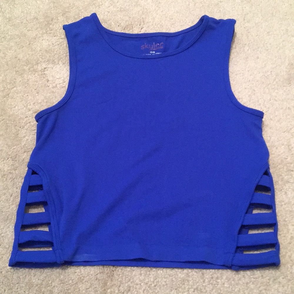 Blue crop tank top
